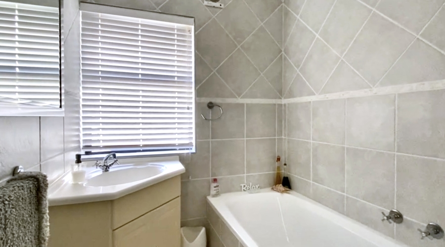 6 Bedroom Property for Sale in Dwarskersbos Western Cape